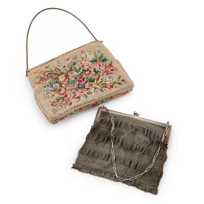 Lot 168 - A SILVER-PLATED MESH EVENING BAG AND A NEEDLEWORK EVENING BAG