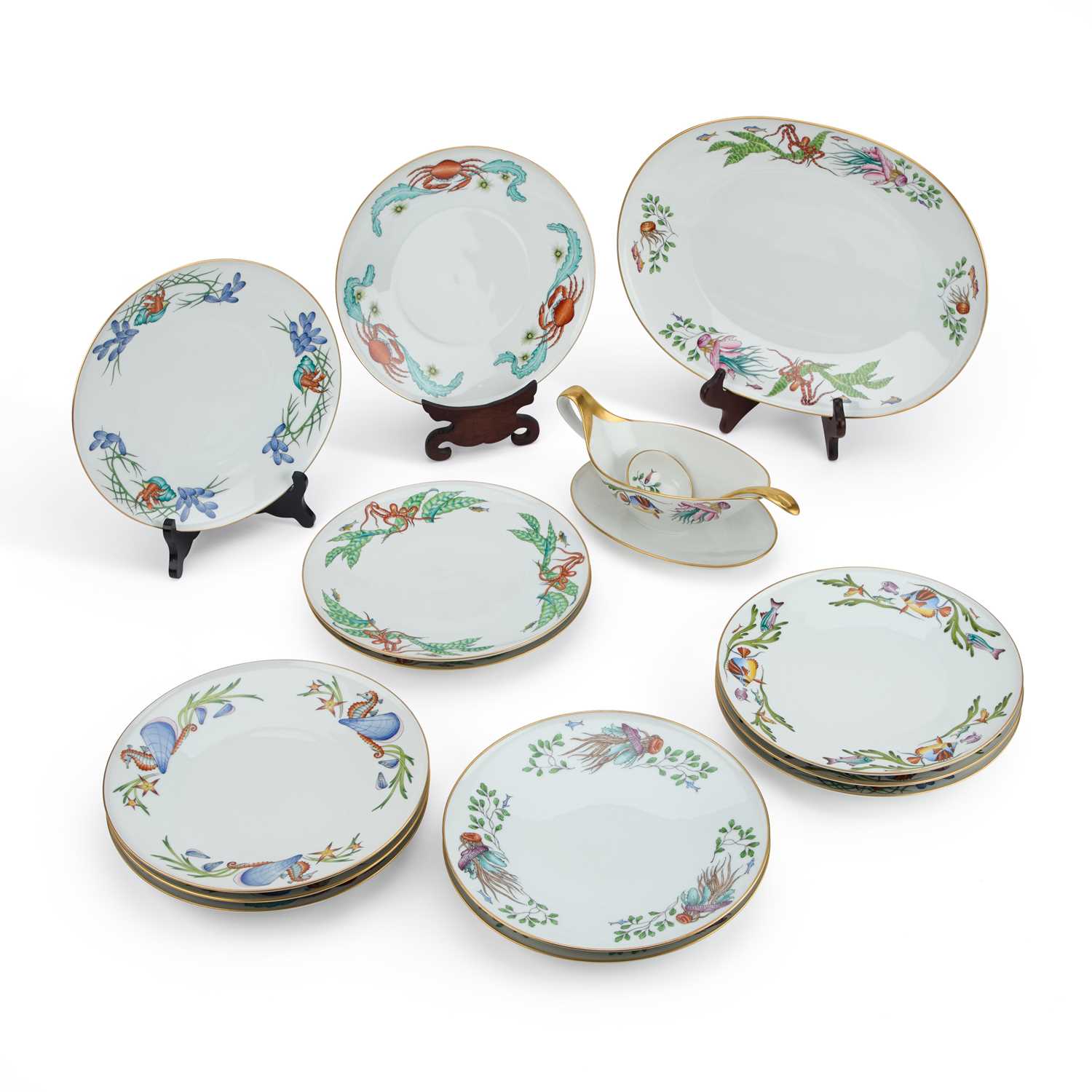 Lot 52 - A HEINRICH FISH PATTERN DINNER SERVICE