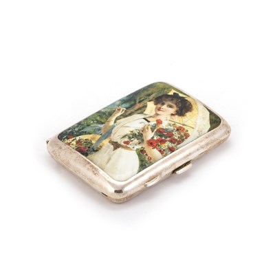 Lot 364 - A GEORGE V SILVER CIGARETTE CASE