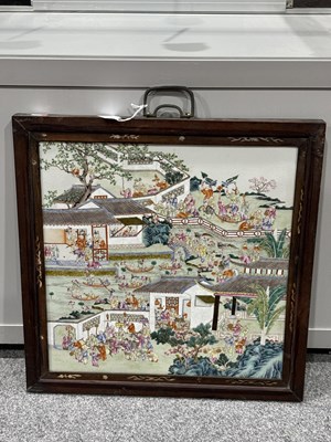 Lot 128 - A LARGE CHINESE FAMILLE ROSE PLAQUE