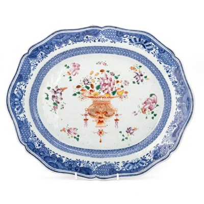 Lot 141 - A CHINESE FAMILLE ROSE MEAT DISH, QIANLONG PERIOD, CIRCA 1760