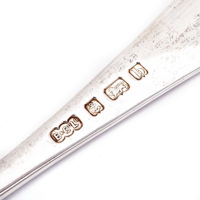 Lot 438 - AN EDWARDIAN SILVER SOUP LADLE