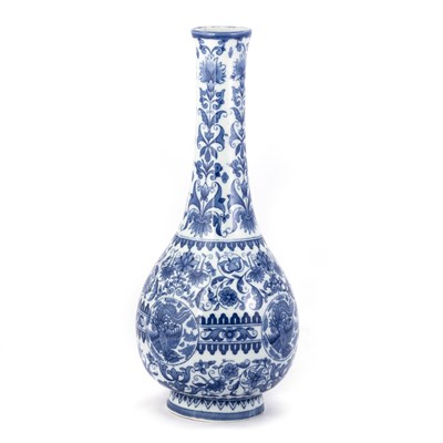 Lot 120 - A CHINESE BLUE AND WHITE BOTTLE VASE