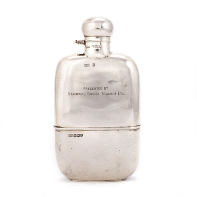 Lot 430 - A GEORGE V SILVER HIP FLASK