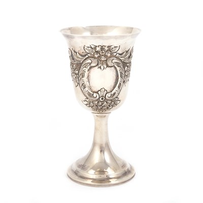 Lot 294 - AN EGYPTIAN SILVER GOBLET