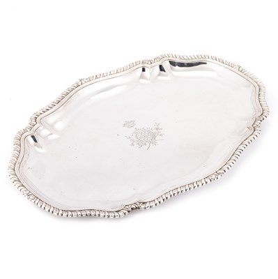 Lot 533 - A GEORGE II SILVER MEAT DISH