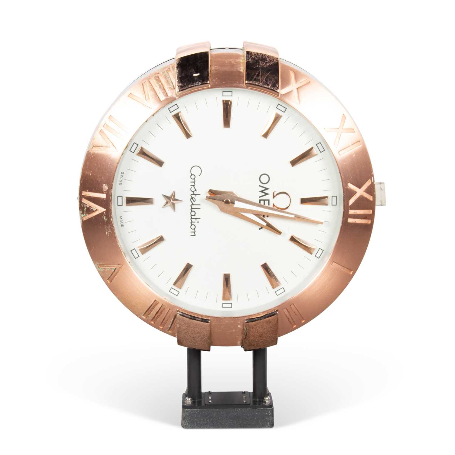 Lot 574 - AN OFFICIAL OMEGA STOCKIST EXTERIOR WALL CLOCK