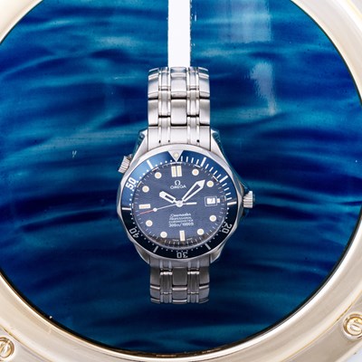 Lot 583 - A RARE OFFICIAL OMEGA STOCKIST SEAMASTER 'FLASHING' WATCH DISPLAY