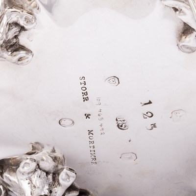 Lot 491 - A WILLIAM IV SILVER TEAPOT