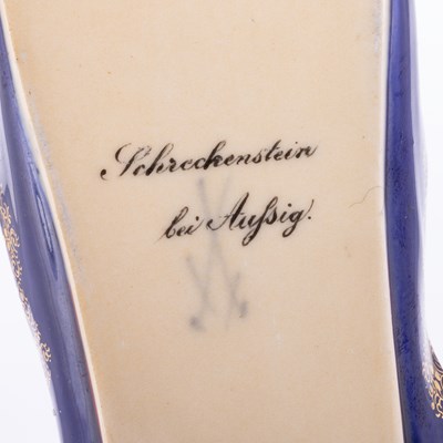 Lot 73 - A PAIR OF MEISSEN BLUE-GROUND MODELS OF SLIPPERS