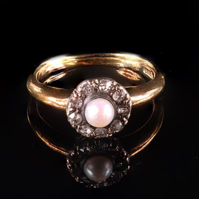 Lot 607 - A VICTORIAN PEARL AND DIAMOND CLUSTER RING