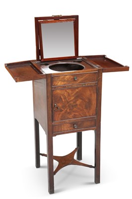 Lot 297 - A GEORGE III MAHOGANY WASHSTAND