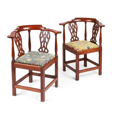 Lot 728 - A PAIR OF GEORGE III OAK CORNER CHAIRS