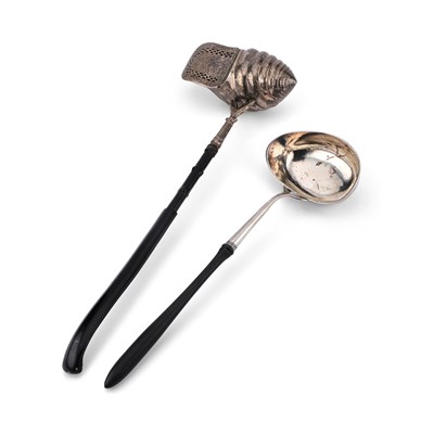 Lot 64 - A CONTINENTAL SILVER TODDY LADLE