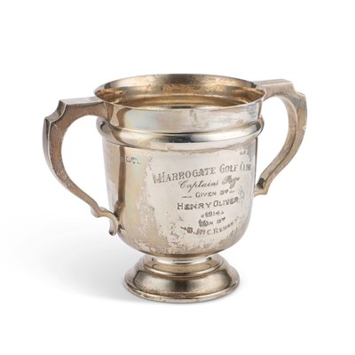 Lot 431 - A GEORGE V SILVER TWO-HANDLED TROPHY CUP