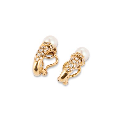 Lot 628 - A PAIR OF 18 CARAT GOLD DIAMOND AND PEARL EARRINGS