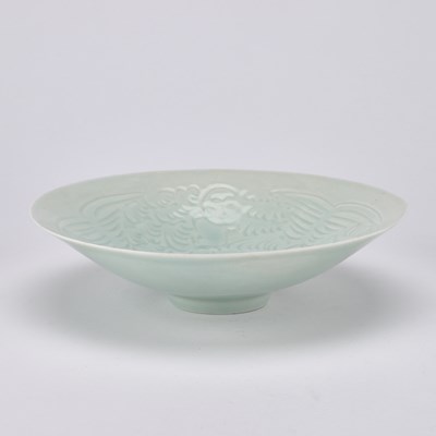 Lot 138 - A CHINESE CELADON CONICAL BOWL