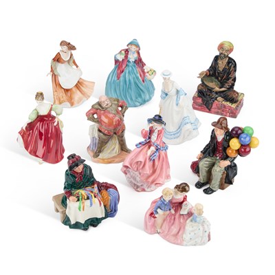 Lot 46 - A GROUP OF ROYAL DOULTON FIGURES