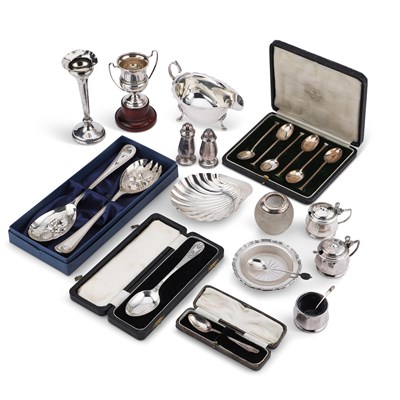 Lot 387 - A COLLECTION OF SILVER