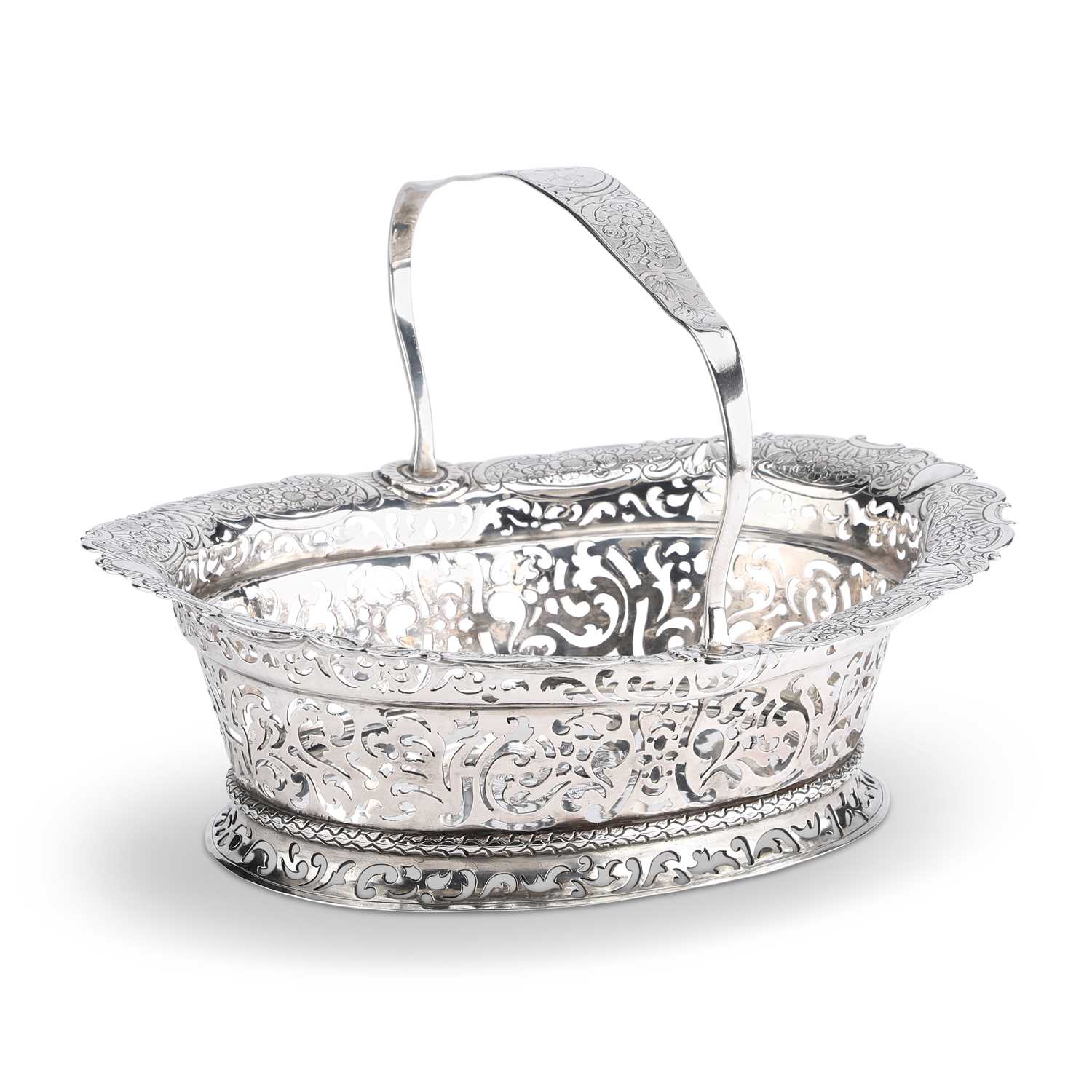 Lot 302 - A GEORGE II IRISH SILVER BREAD BASKET