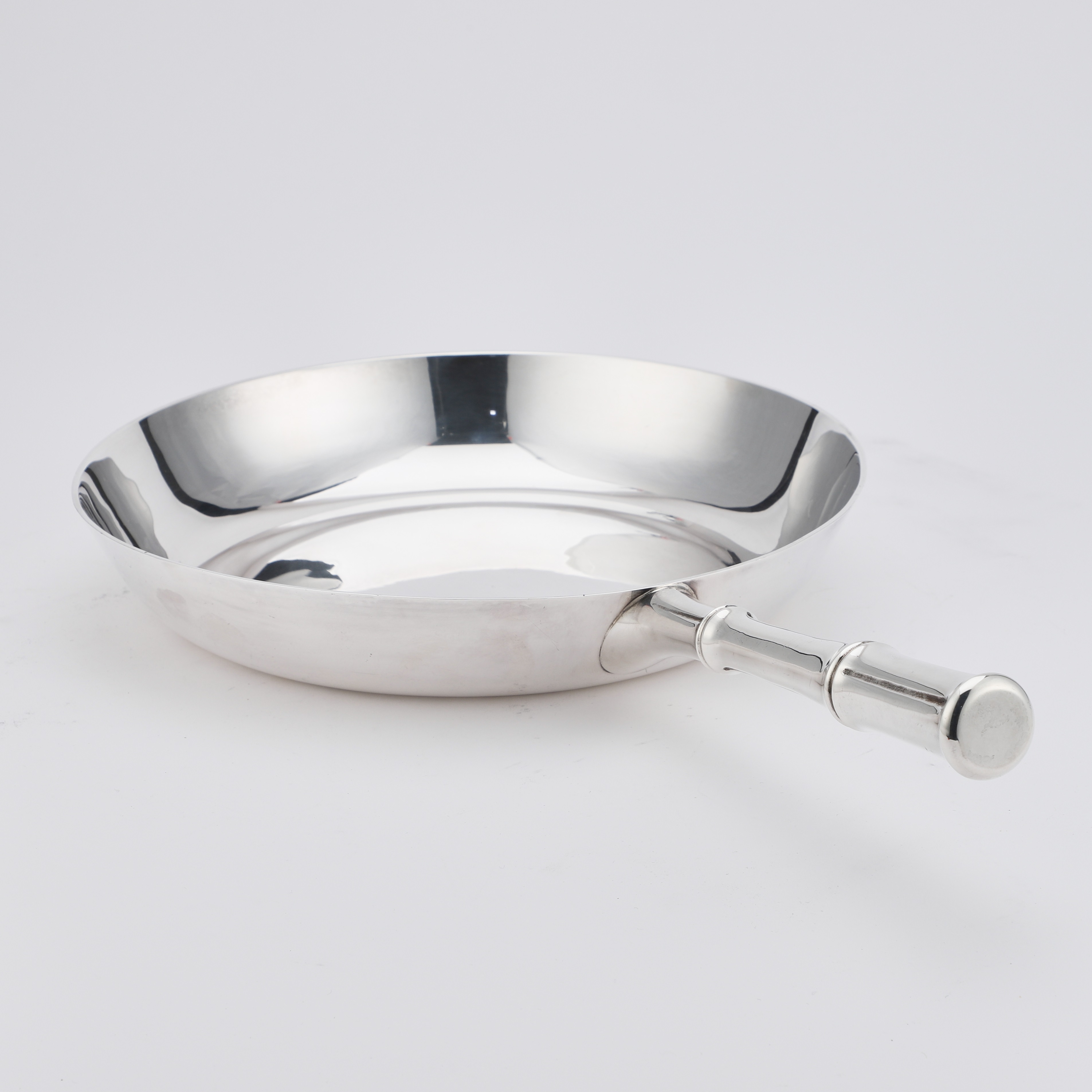 Lot 263 - TIFFANY & CO: AN AMERICAN STERLING SILVER