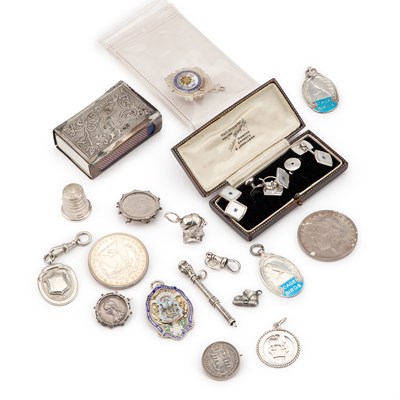 Lot 175 - A MIXED LOT OF SILVER