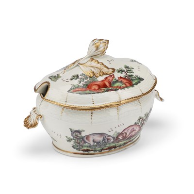Lot 45 - A WORCESTER FABLE-DECORATED SAUCE TUREEN AND COVER, CIRCA 1780
