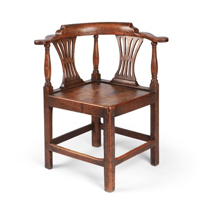 Lot 795 - A GEORGE III OAK CORNER CHAIR