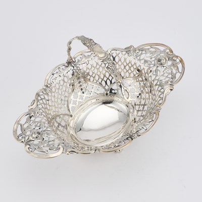 Lot 494 - A VICTORIAN SILVER CASKE BASKET