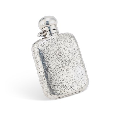 Lot 511 - A SMALL VICTORIAN SILVER HIP FLASK