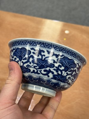 Lot 644 - A CHINESE BLUE AND WHITE BOWL