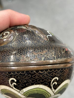 Lot 180 - A CHINESE CLOISONNÉ ENAMEL BOX