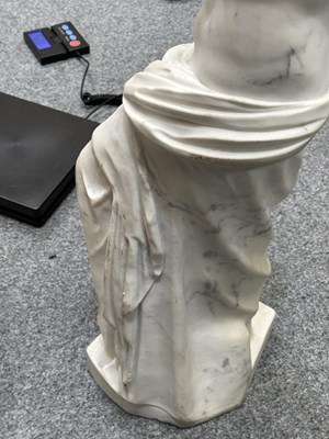 Lot 671 - AFTER THE ANTIQUE, A LARGE CARVED MARBLE FIGURE OF THE VENUS DE MILO, 19TH CENTURY