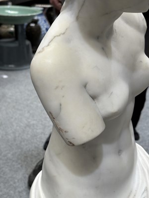 Lot 671 - AFTER THE ANTIQUE, A LARGE CARVED MARBLE FIGURE OF THE VENUS DE MILO, 19TH CENTURY