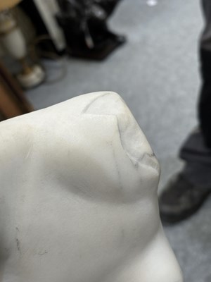 Lot 671 - AFTER THE ANTIQUE, A LARGE CARVED MARBLE FIGURE OF THE VENUS DE MILO, 19TH CENTURY