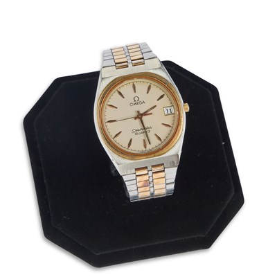 Lot 837 - A GENTS BI-COLOUR OMEGA SEAMASTER BRACELET WATCH