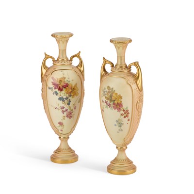 Lot 82 - A PAIR OF ROYAL WORCESTER BLUSH IVORY VASES, DATED 1899