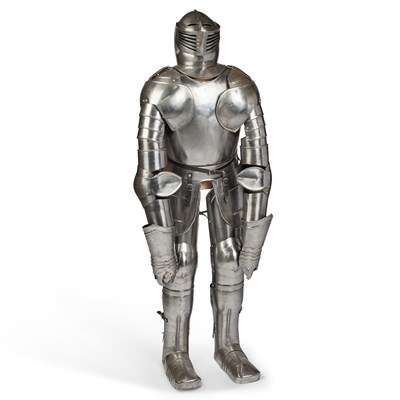 Lot 565 - A DECORATIVE SUIT OF ARMOUR