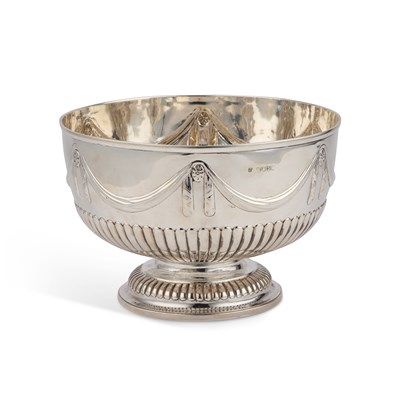 Lot 379 - A VICTORIAN SILVER ROSE BOWL