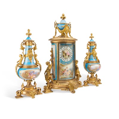 Lot 675 - A FINE 19TH CENTURY FRENCH ORMOLU-MOUNTED 'SÈVRES' PORCELAIN CLOCK GARNITURE