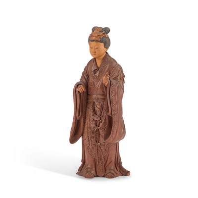 Lot 87 - A CHINESE CARVED WOODEN FIGURE OF A LADY