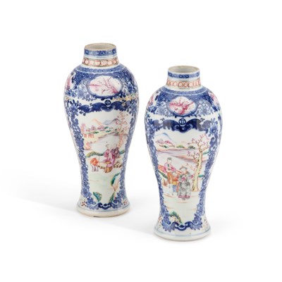 Lot 112 - A PAIR OF LATE 18TH CENTURY CHINESE MANDARIN PATTERN VASES
