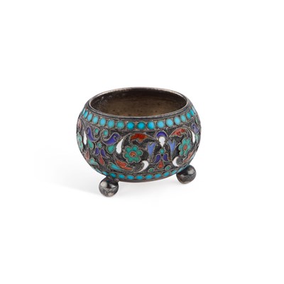 Lot 183 - A LATE 19TH CENTURY RUSSIAN SILVER AND CLOISONNÉ ENAMEL SALT