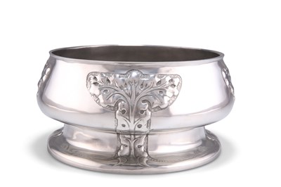 Lot 73 - A LIBERTY & CO TUDRIC PEWTER BOWL, PROBABLY BY OLIVER BAKER