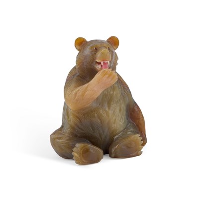 Lot 510 - A RUSSIAN AGATE MODEL OF A BEAR