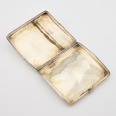 Lot 208 - A CHINESE SILVER CIGARETTE CASE
