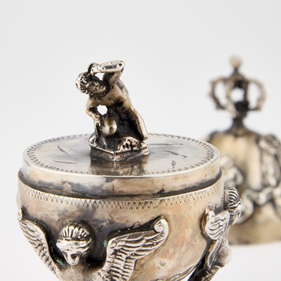 Lot 238 - A RUSSIAN SILVER EGG