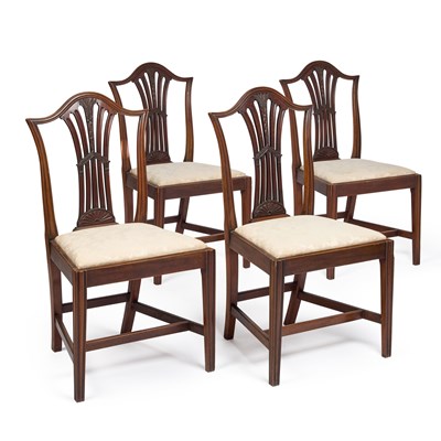 Lot 1105 - A SET OF FOUR GEORGE III STYLE MAHOGANY DINING CHAIRS