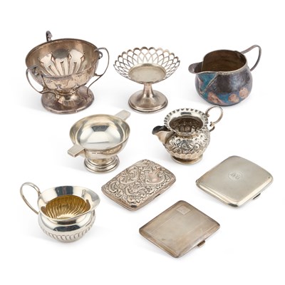 Lot 324 - A COLLECTION OF SILVER