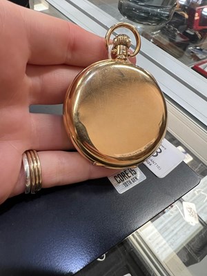 Lot 838 - A FINE 18CT GOLD WALTHAM OPEN FACE POCKET WATCH